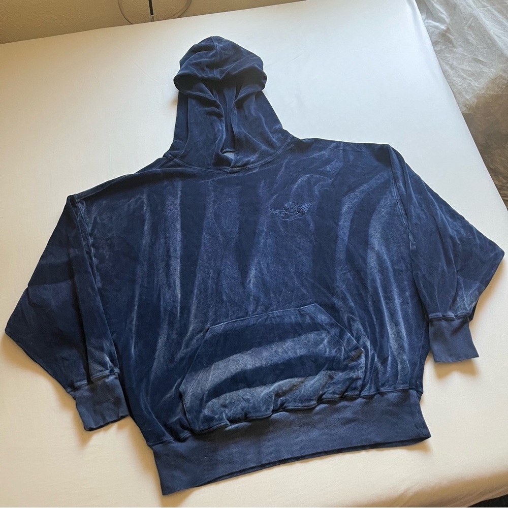 BOYS LIE blue velour velvet knit angel logo‎ kangaroo pocket boxy oversized